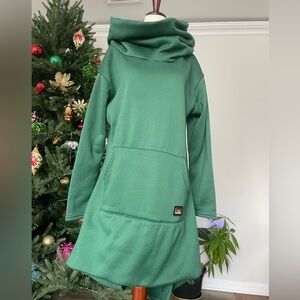 ChicMe Green Tunic with Gold Accent, M but I think fits L.